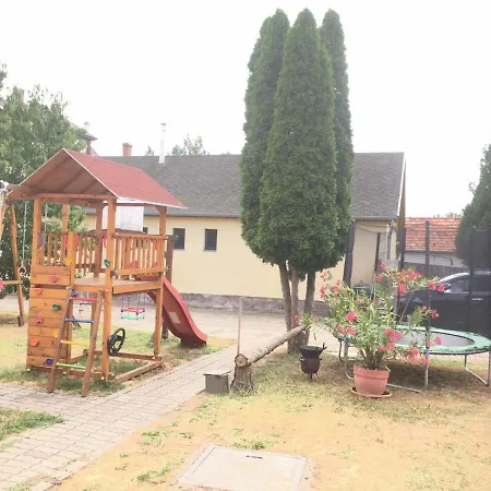 Budai Apartmanhaz *